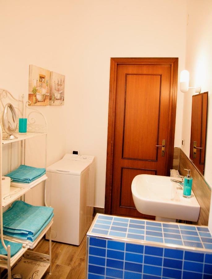 Siciliaiu Villa Мондело Екстериор снимка