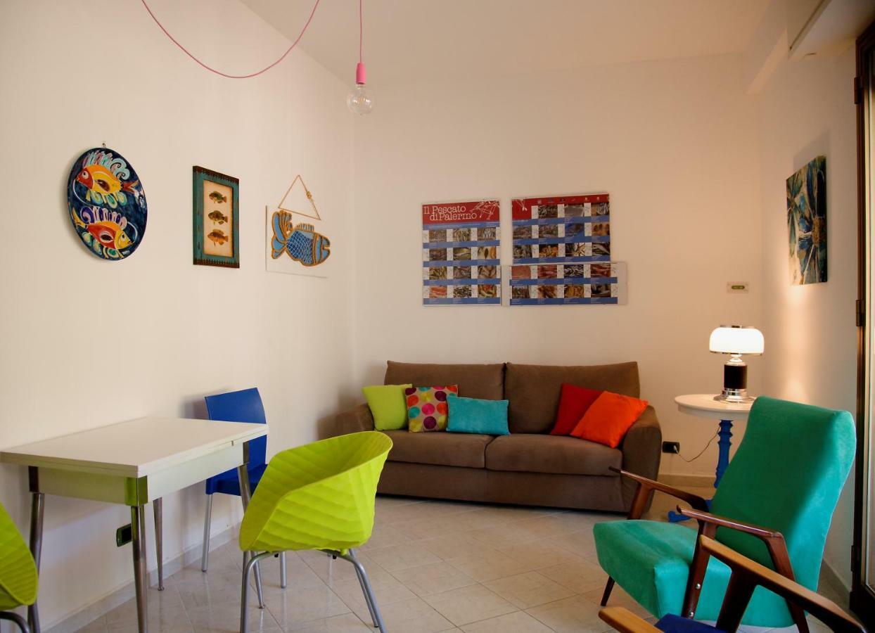Siciliaiu Villa Мондело Екстериор снимка