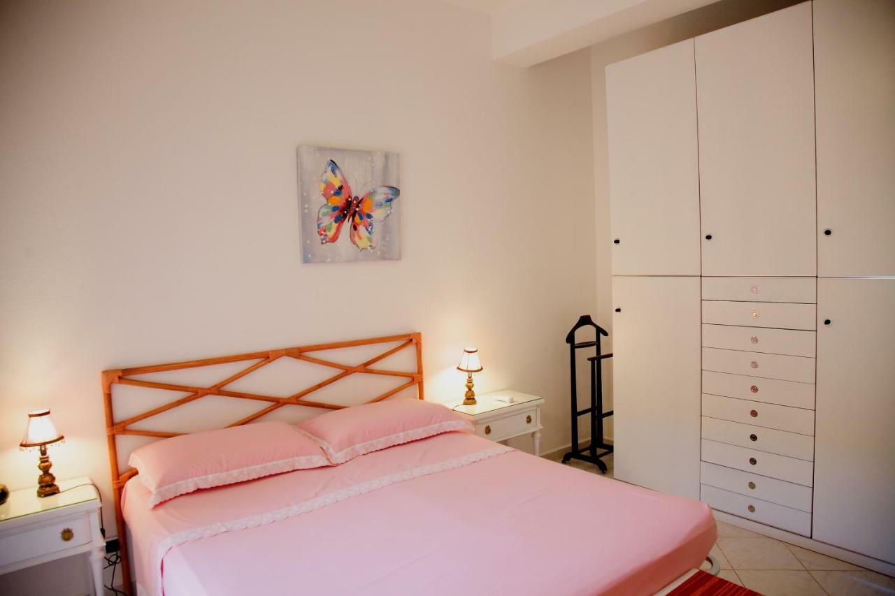 Siciliaiu Villa Мондело Екстериор снимка