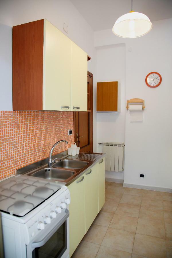 Siciliaiu Villa Мондело Екстериор снимка