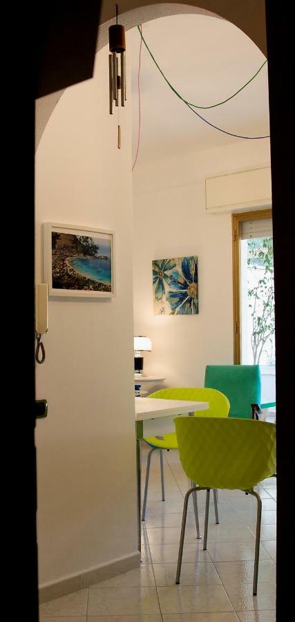 Siciliaiu Villa Мондело Екстериор снимка
