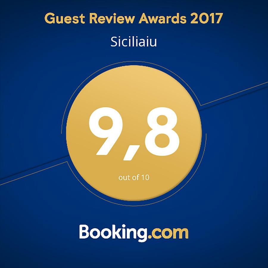 Siciliaiu Villa Мондело Екстериор снимка